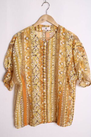 Blusa Vintage Estampado de Flores "M"