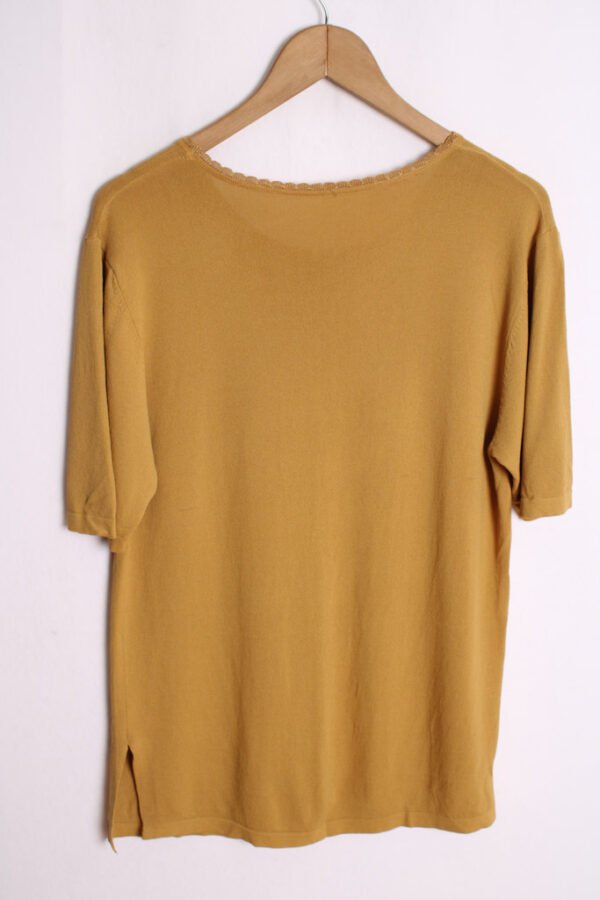 camisa-vintage-80s-mujer-54.jpg Camiseta Bordada Vintage Color Mostaza "M/L"