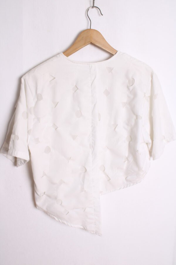 Blusa Blanca Asimétrica Vintage con Lino "L"