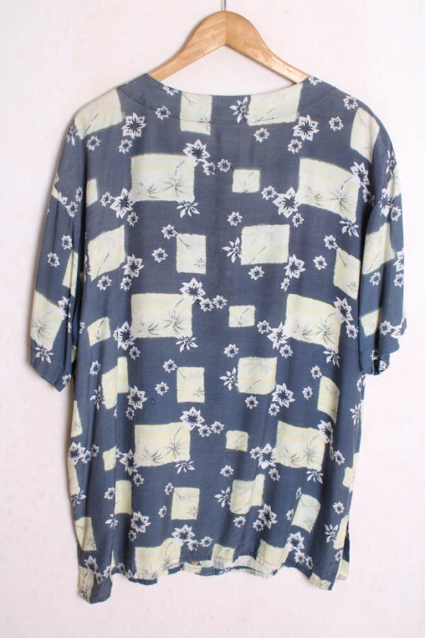 Blusón Vintage Marino con Flores "2XL"