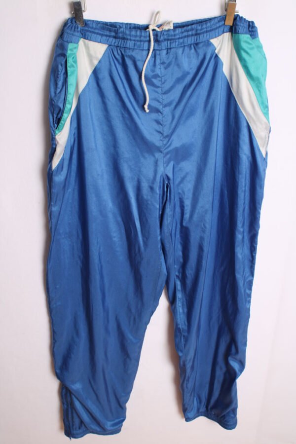 pantalon-sport-vintage_-32.jpg Pantalón Tactel Vintage Azul con Detalles "2XL"