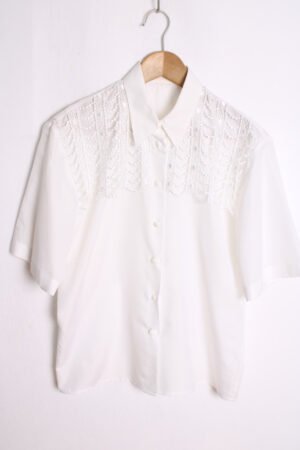 Blusa Blanca Vintage Pasamanería "M"