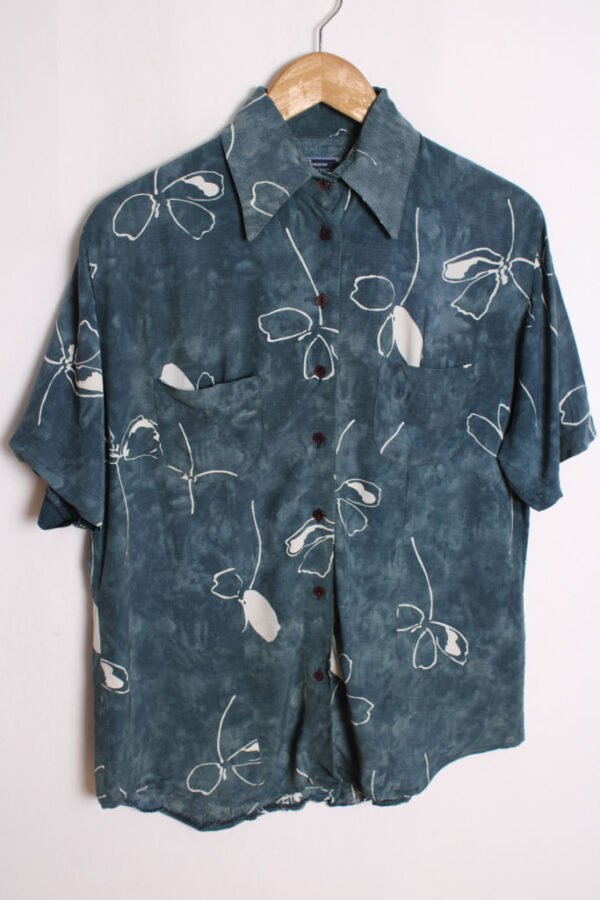 Camisa Vintage Gris con Flores "L"