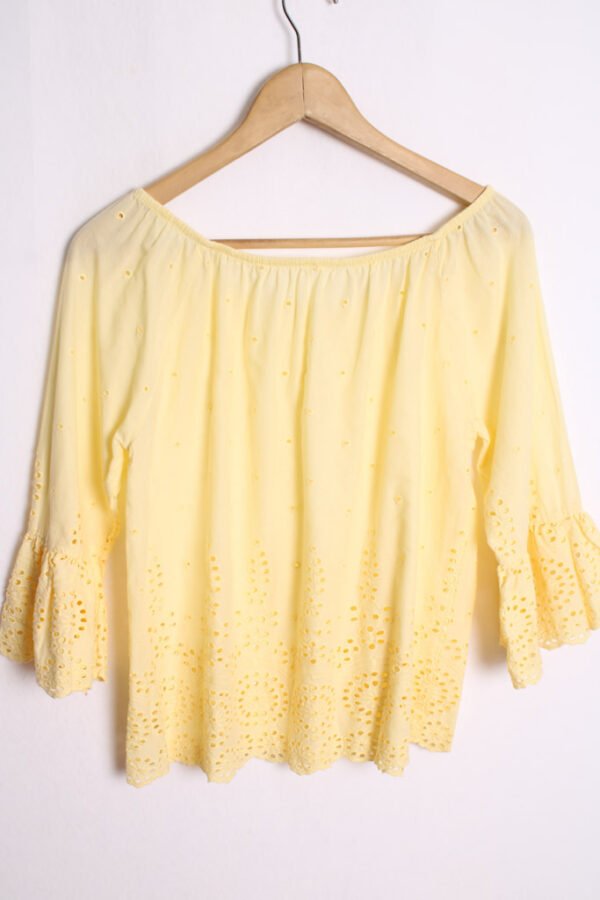 Blusa Tejido Troquelado Vintage Amarilla "M"