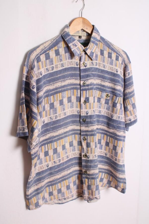 Camisa Estampada con Números Vintage "M"