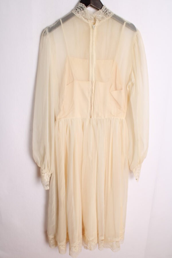 Vestido Midi Puntilla Vintage Blanco Roto "S"