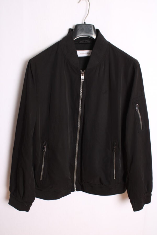 Cazadora Vintage Negra Calvin Klein "L"