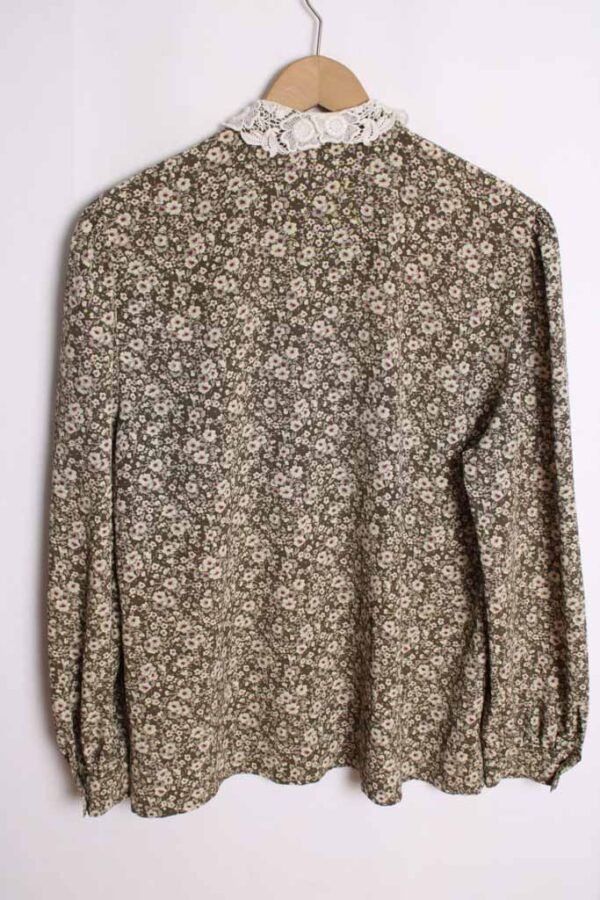 Blusa Liberty Flores Cuello Bobo "L"