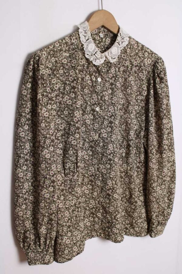 Blusa Liberty Flores Cuello Bobo "L"