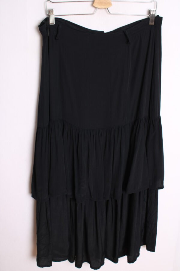 falda vintage otoño-44 Falda Vintage Midi Negra Volantes "XL"